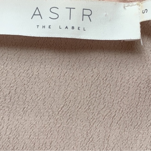 ASTR the Label Blush Pink Crochet Sleeve High Low Hem Feminine Wrap Dress Sz S - Picture 10 of 15